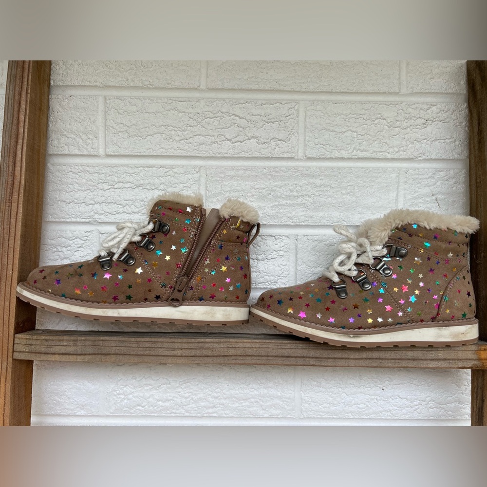 Girls fur boots with stars size 12 - Cat and Jack brand